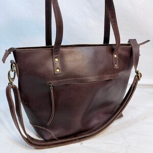 Quality brown leather tote laptop bag
